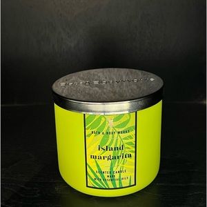 🔥 Bath and Body Works Island Margarita Candle 🔥